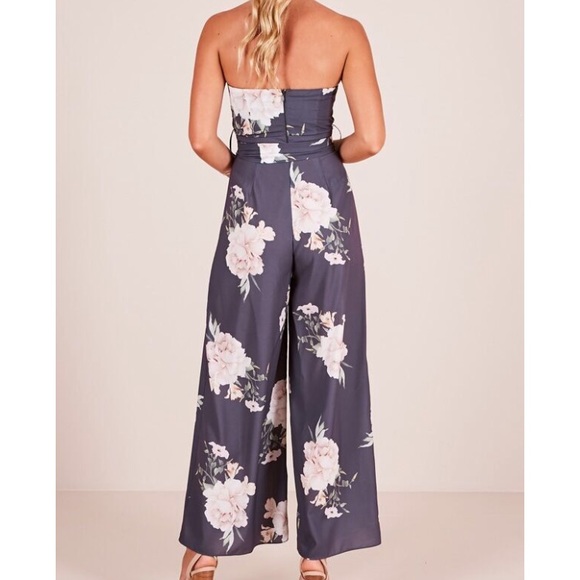 So kiss me jumpsuit in charcoal floral - Picture 5 of 8